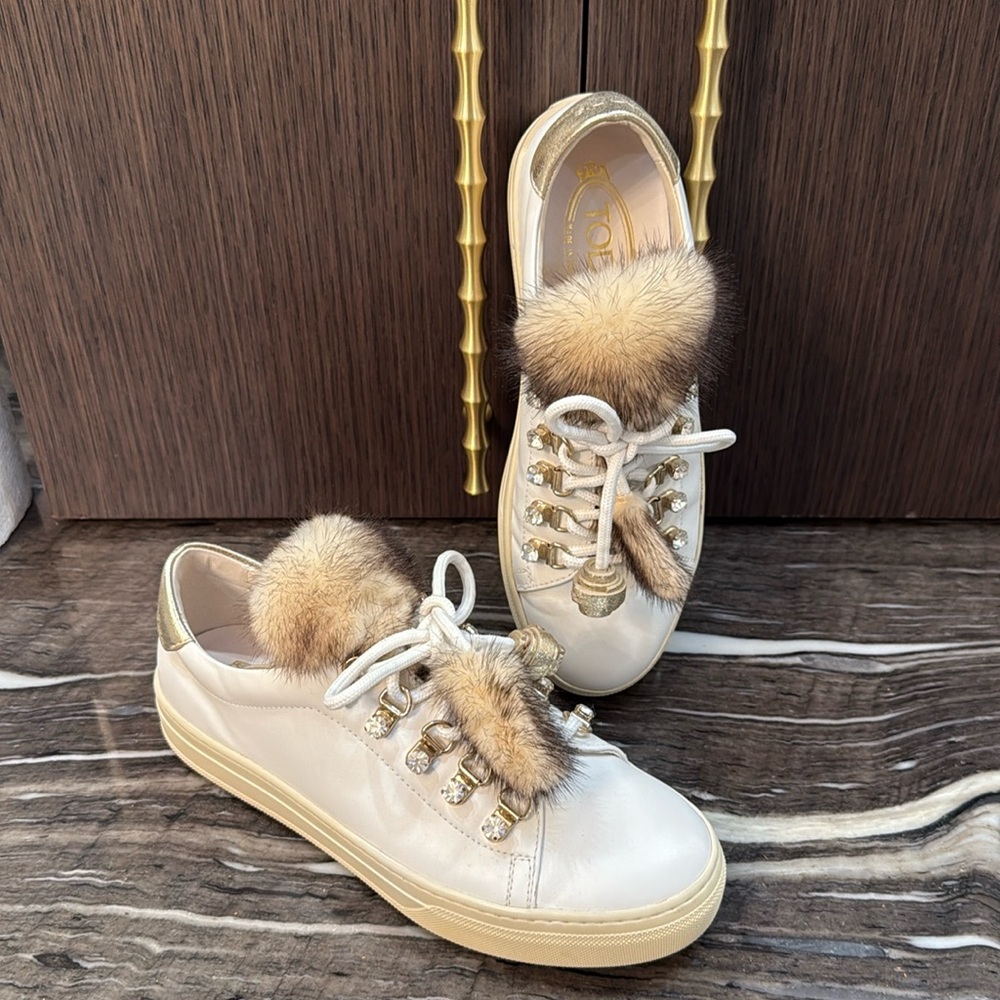TOD’S Ganci Mink Fur-Trimmed Sneakers 🤍✨